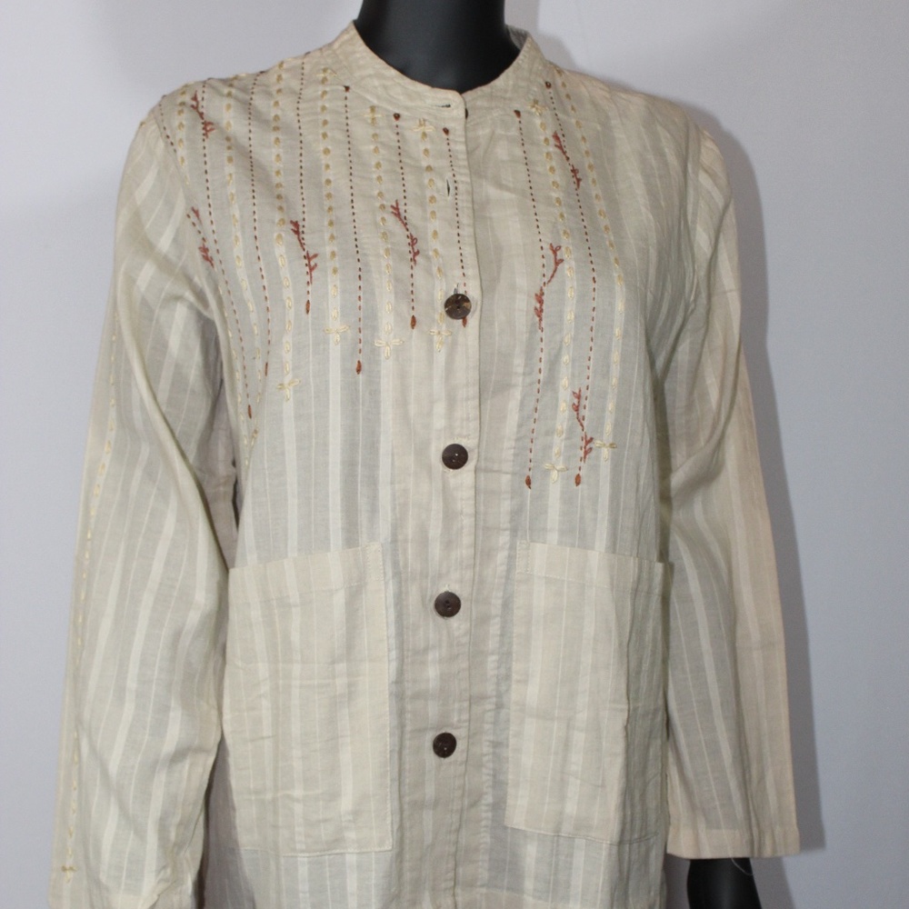 Like New India Import Women's Embroidered LS Blouse Size M